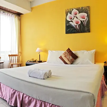 Moonlight House Hotel